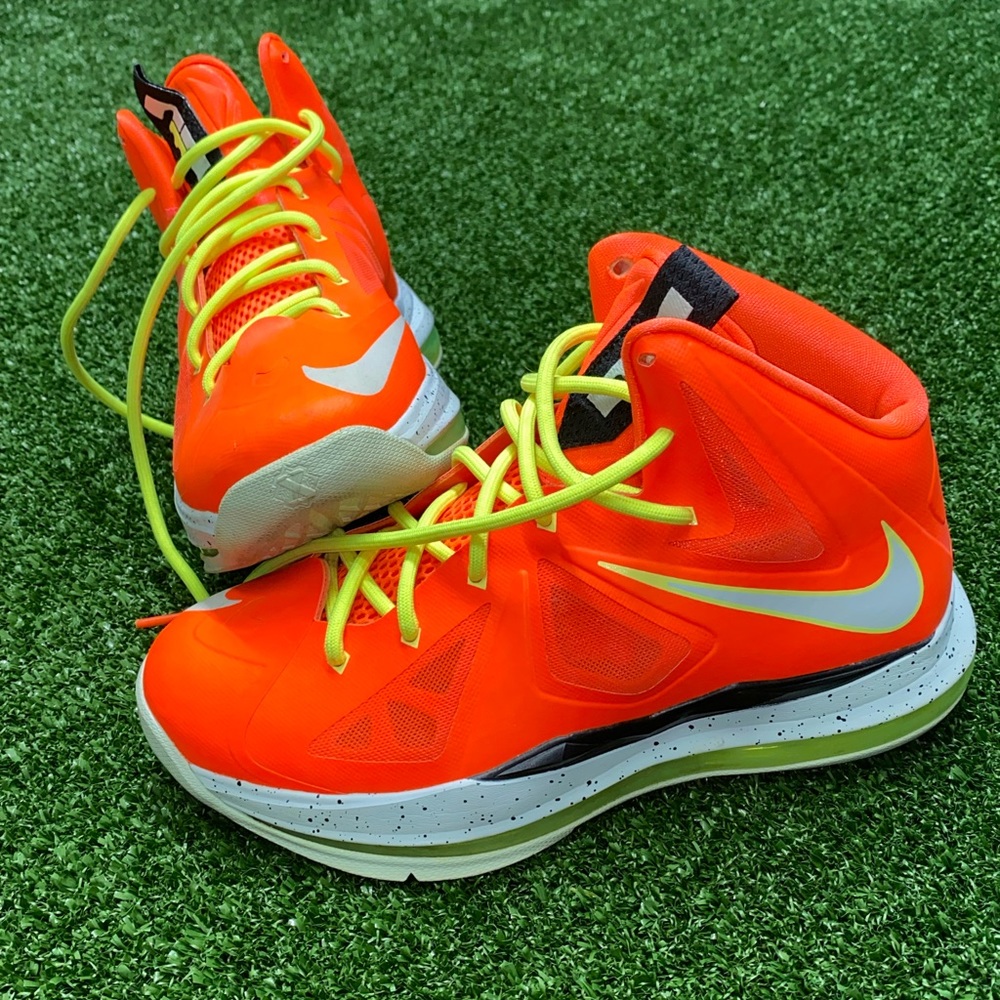 Nike LeBron 10 GS - Total Crimson / Black / Volt